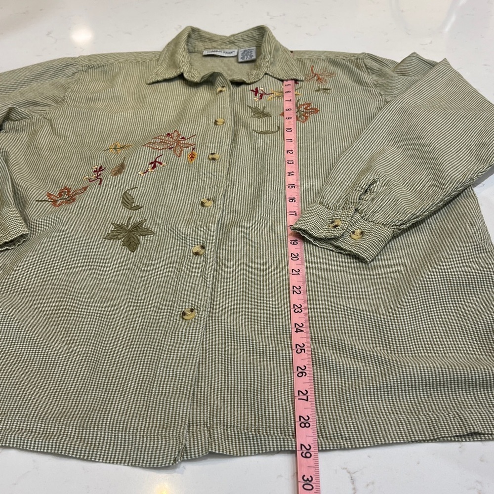 Vintage Cabin Creek Embroidered Fall Leaves Green Checkered Button Down Shirt - Picture 9 of 11